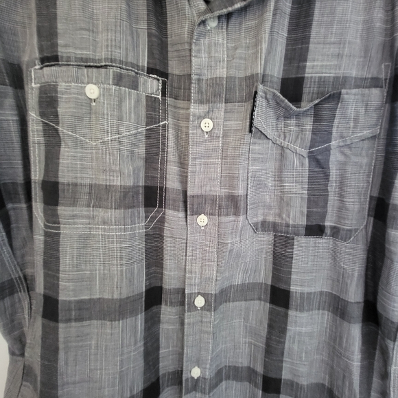 Ecko unlimited Men's short sleeve button down shirt - Picture 5 of 7